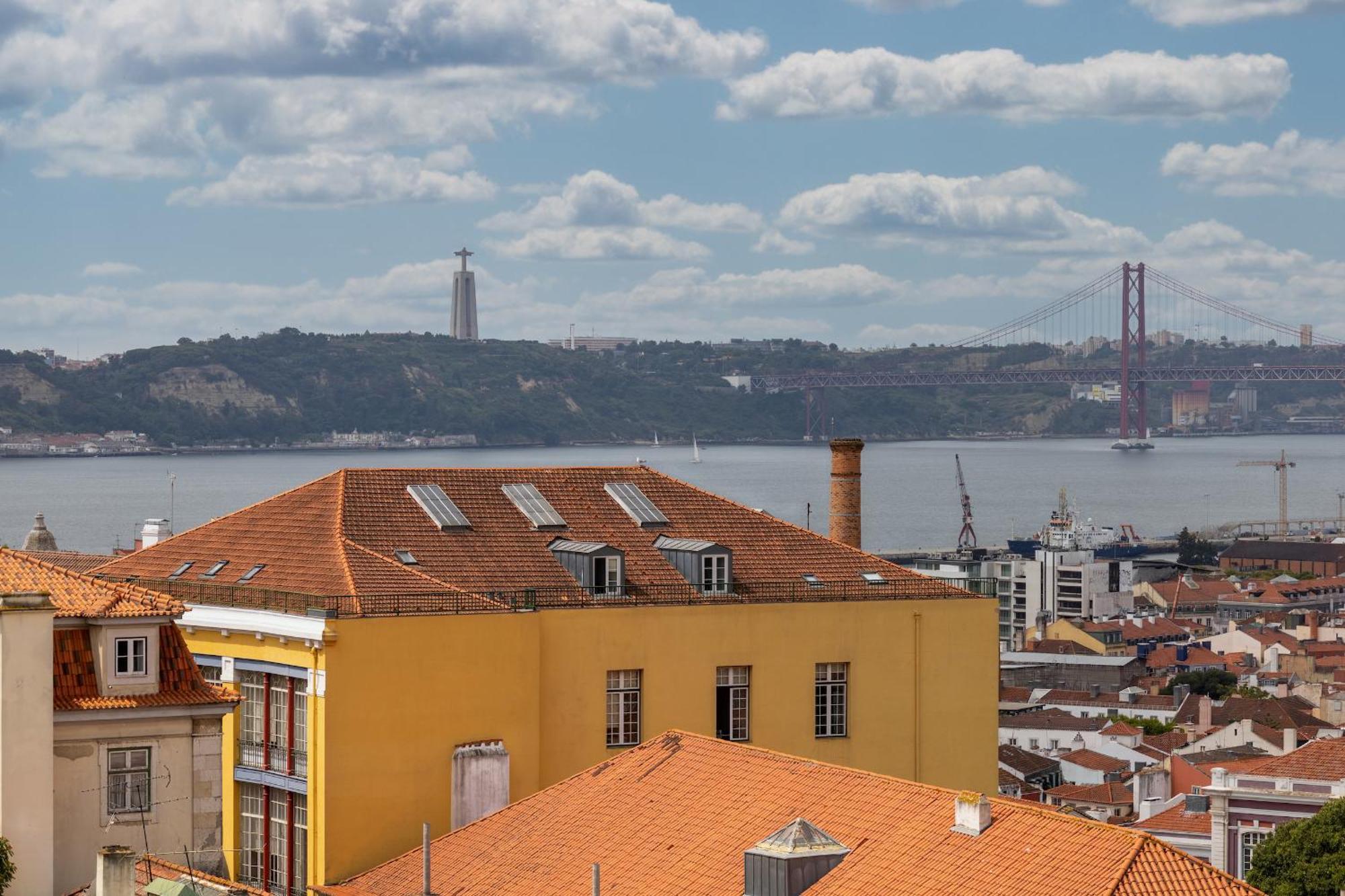 Beguest Bairro Alto View Lejlighed